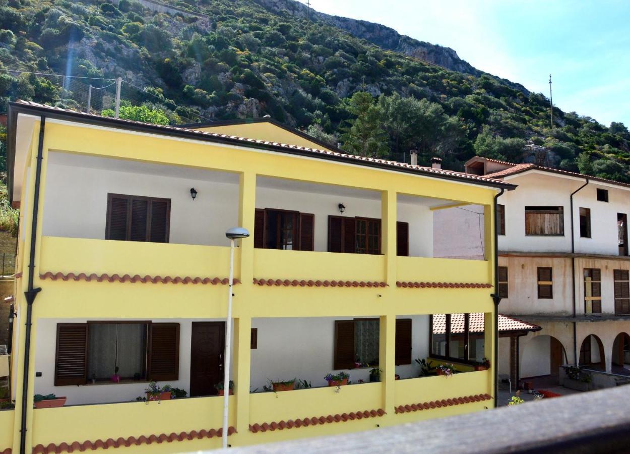 Mille Soli Bed And Breakfast Buggerru Exterior photo